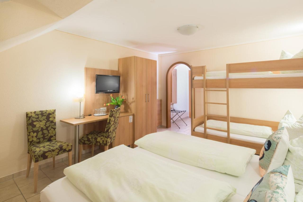 Hotel Goldener Loewe Guenzburg Luaran gambar