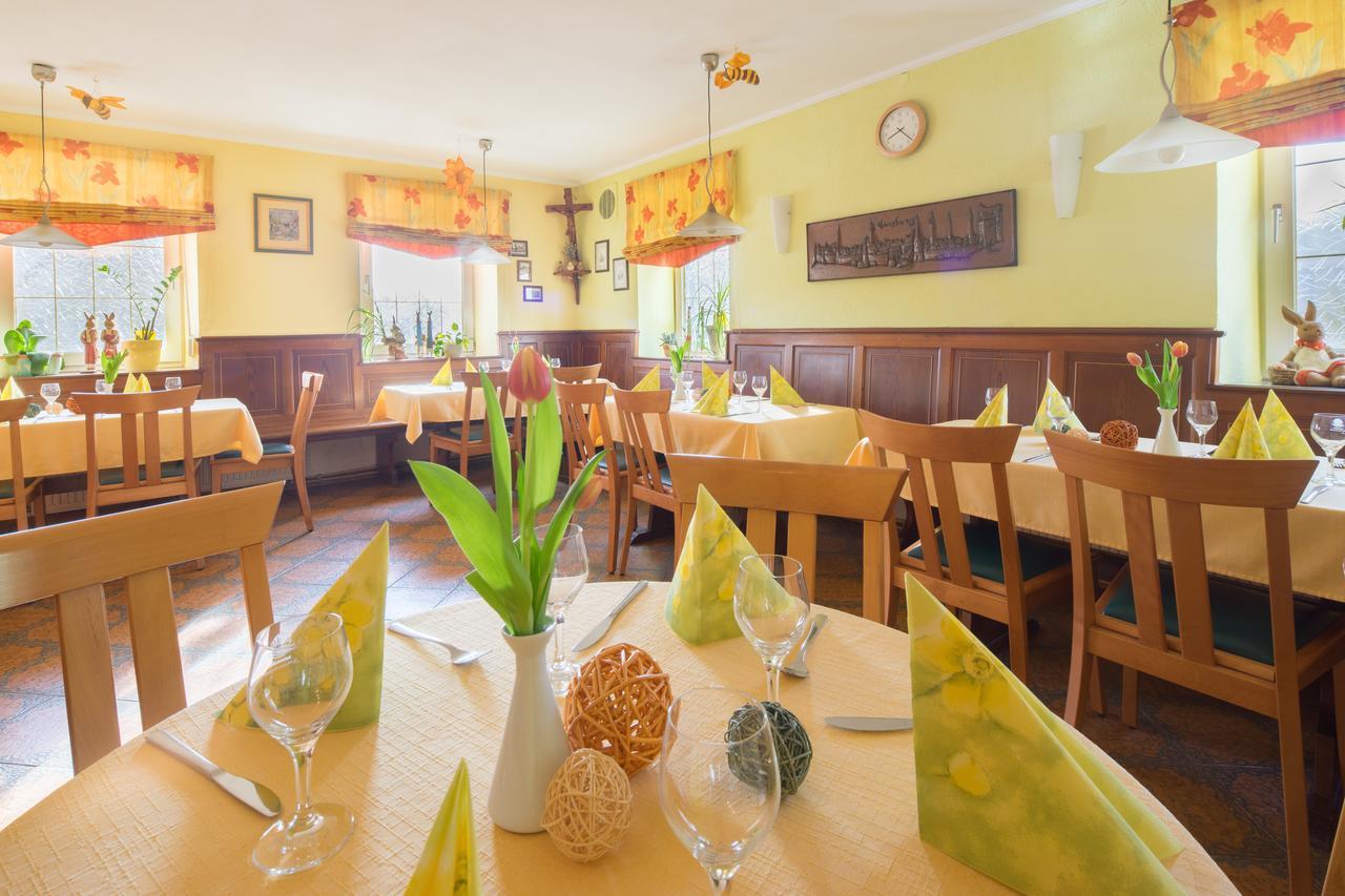 Hotel Goldener Loewe Guenzburg Luaran gambar